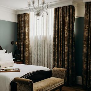 King Room Medium